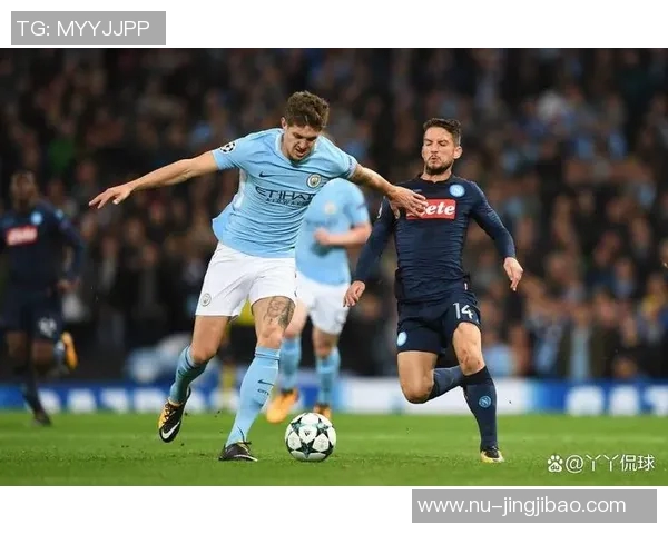 四大足球巨星齐聚一堂 经典合照彰显球场荣耀与友谊 四大足球巨星齐聚一堂 经典合照彰显球场荣耀与友谊